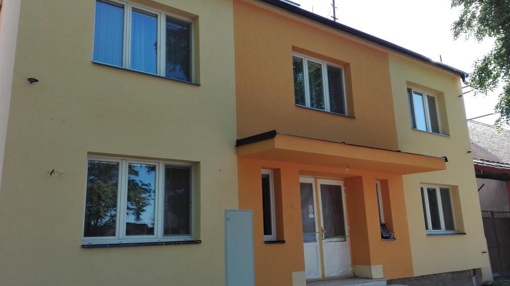 Penzion U Dvou Lip Drnholec Kültér fotó